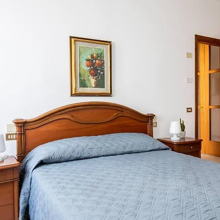 Viareggio Beach Apartment Appartement *